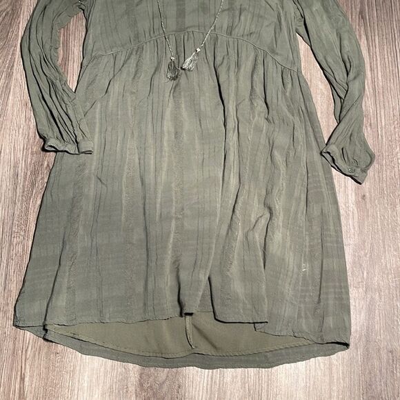 Old Navy Olive Green Dress- Medium- Long Sleeve - Picture 3 of 7